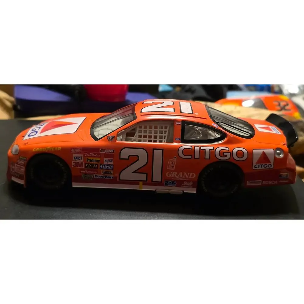 Michael Waltrip #21 Citgo Ford Taurus 1:24 Hot Wheels Loose Nascar